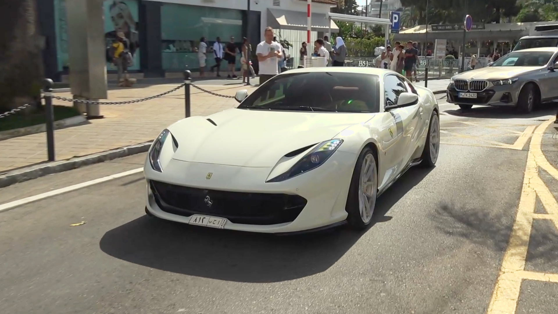 Ferrari 812 Superfast H 06