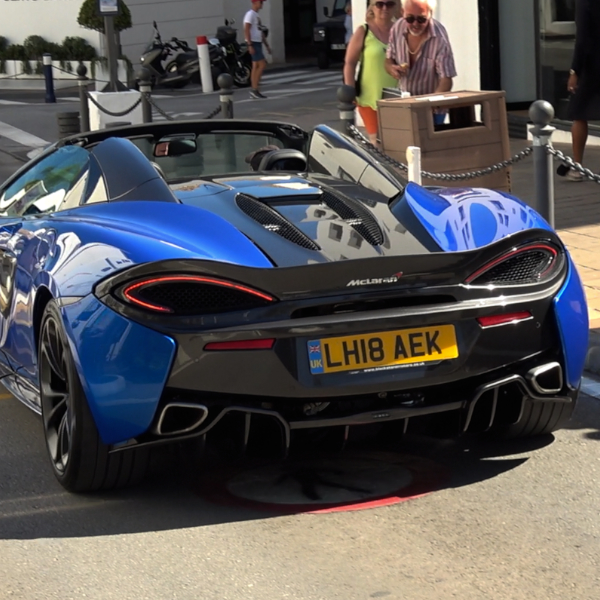 McLaren 570s Blue